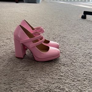Steve Madden pink chunky heels